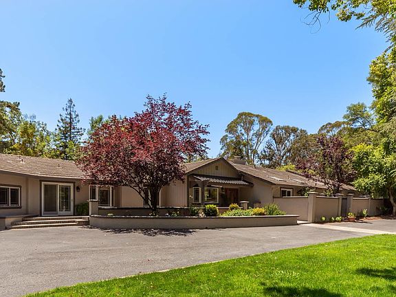 2nd image of 24288 Dawnridge Dr