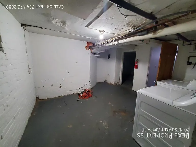 20 N Summit St #1E — Photo 24