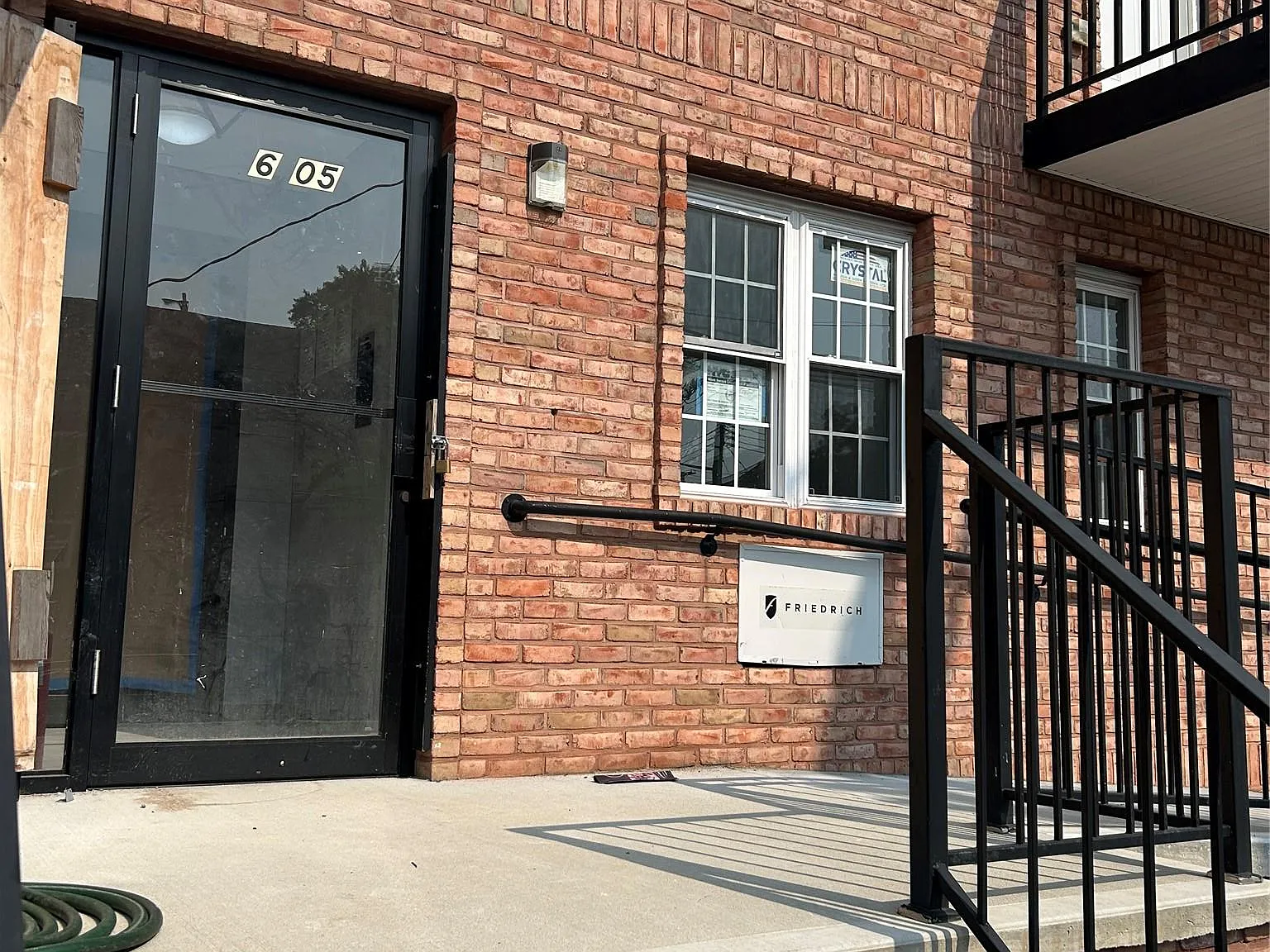 2 bed, 2.0 bath, 760 sqft, $2,800 — Photo 1