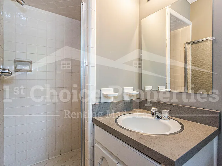 1421 Brewster Cir — Photo 18