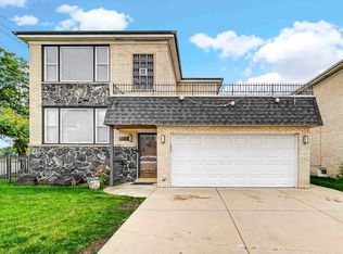 8401 W Brodman Ave, Chicago, IL