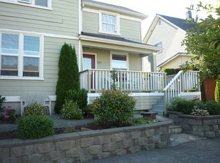 8065 SE 9th Ave, Portland, OR