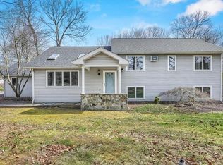544 Fostertown Rd, Newburgh, NY 12550