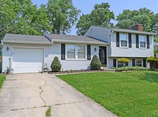 2868 Grosvenor Dr, Cincinnati, OH 45251