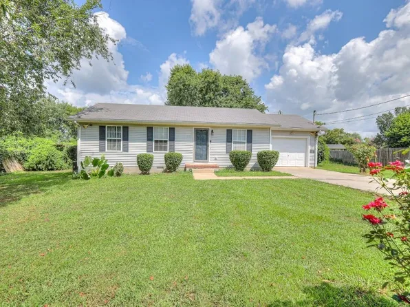 807 Shoma Dr, Shelbyville, TN 37160