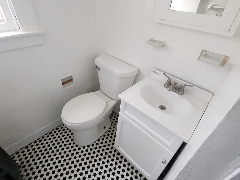316 W Vine St #1 — Photo 9