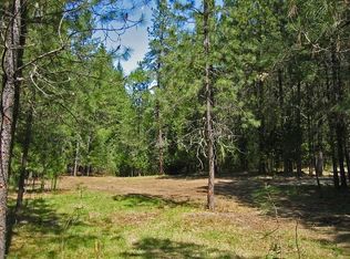 820 Ewe Creek Rd, Grants Pass, OR 97526