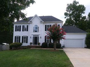214 Pond View Ln, Fort Mill, SC 29715