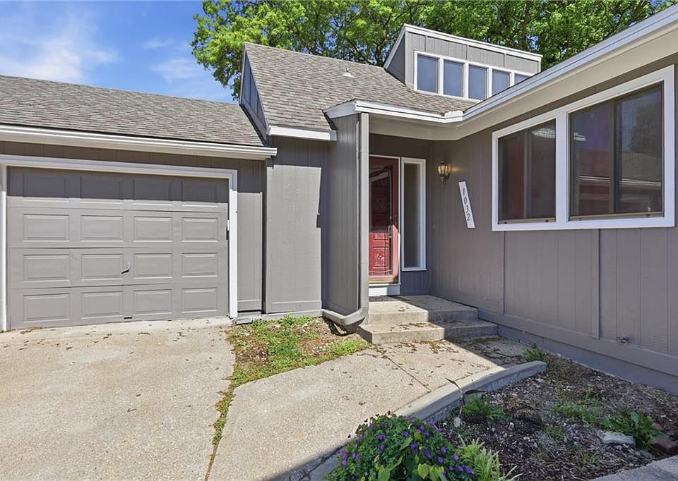 1st image of 1032 NW 70th Ct