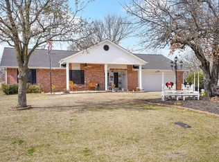 2615 Raintree Cir, Sapulpa, OK 74066