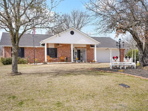 2615 Raintree Cir, Sapulpa, OK 74066