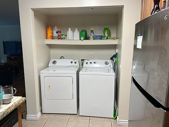 5th image of 1132 N Broadway Unit 15