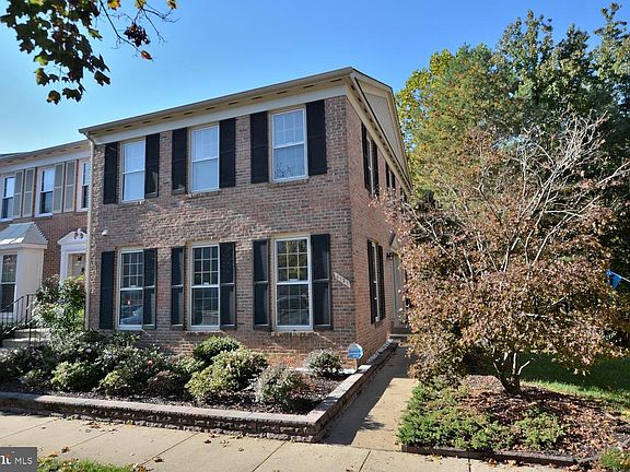 2nd image of 6131 Summer Park Ln