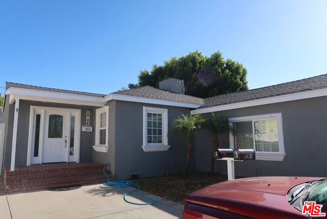 3 bed, 2.0 bath, 1696 sqft, $3,500 — Photo 1