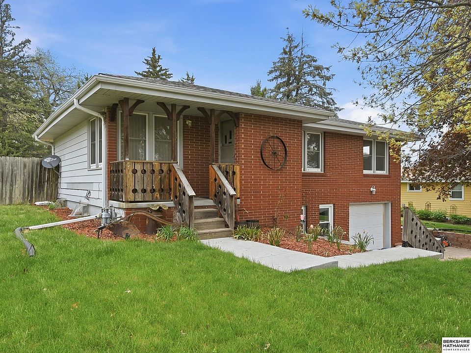 1st image of 4606 Borman St