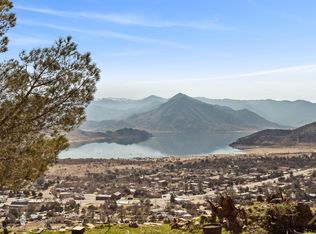 370 Valley View Rd, Wofford Heights, CA 93285