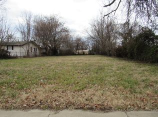 1207 N Fulbright Ave, Springfield, MO 65802