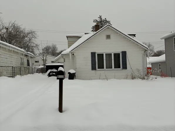 1009 Queensboro Ave, Mishawaka, IN 46544