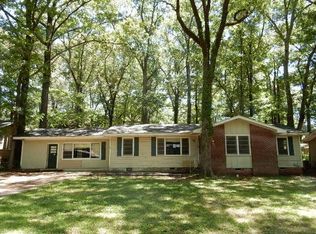3186 Adrienne Dr, Jackson, MS 39212
