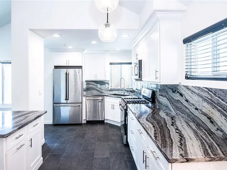 8585 Moody St — Photo 11