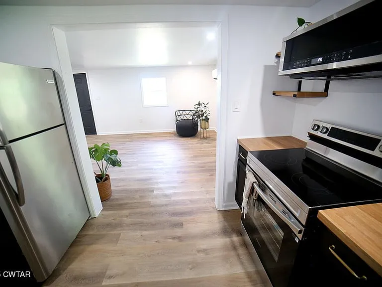 308 Cottonwood St — Photo 18
