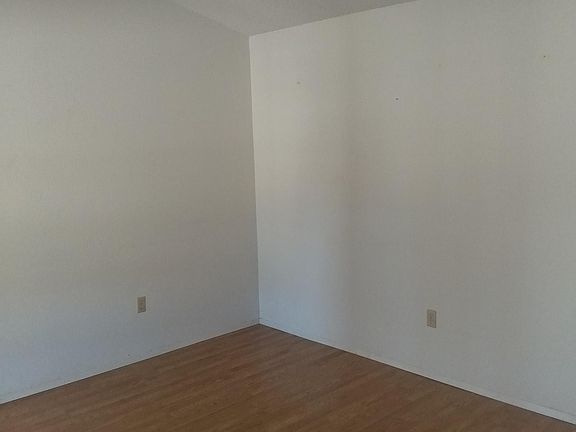 5th image of 15337 Fairwood Ct