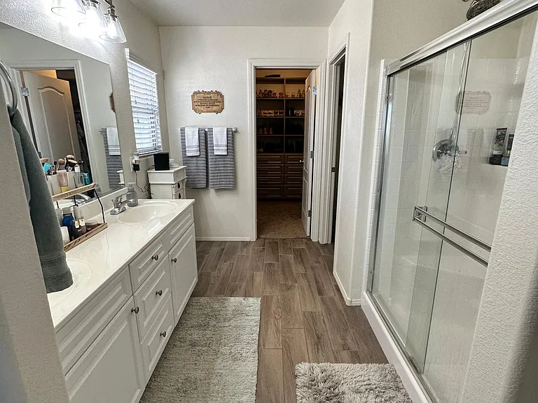 10601 Thor Mountain Ln — Photo 20