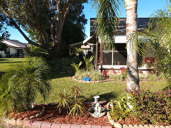 5th image of 164 Parkview Cir