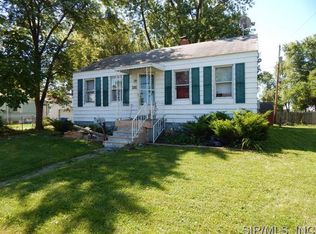405 W McCasland Ave, East Alton, IL