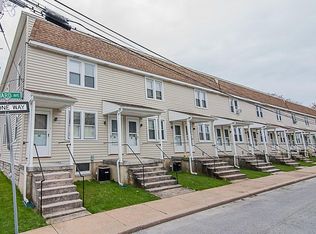 18 Ward Ave, Westminster, MD 21157