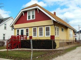 5919 32nd Ave, Kenosha, WI 53144