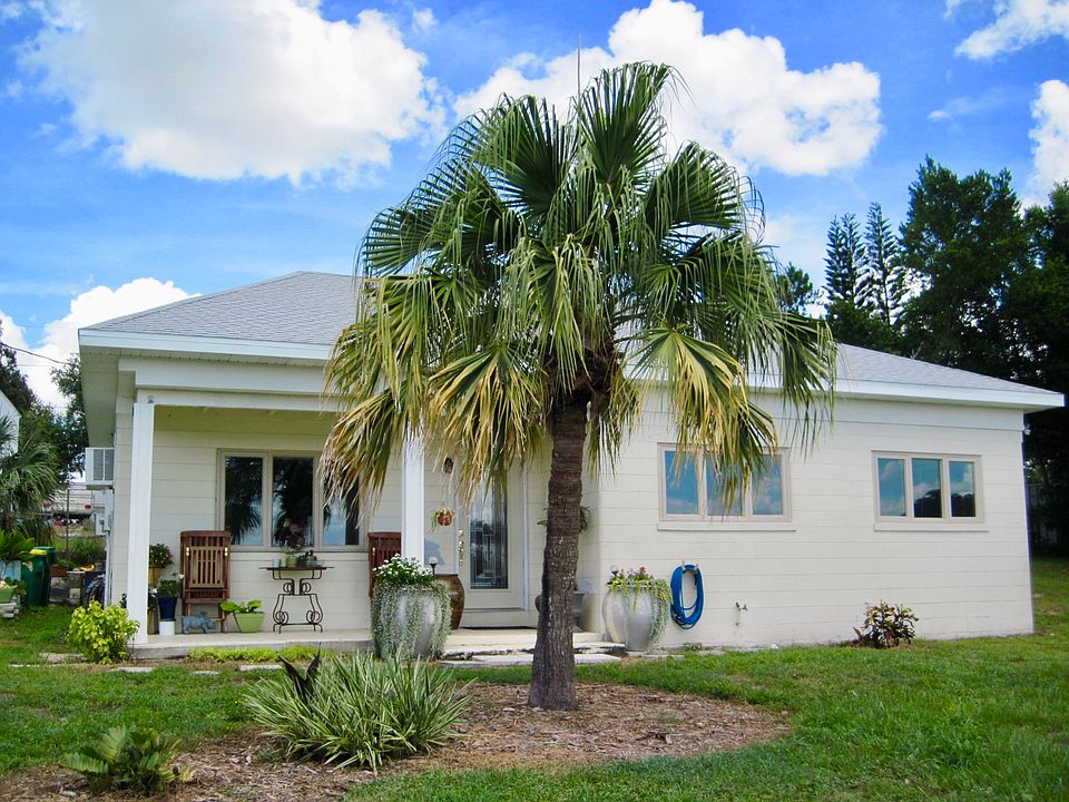 1st image of 213 Lake Menzie Blvd