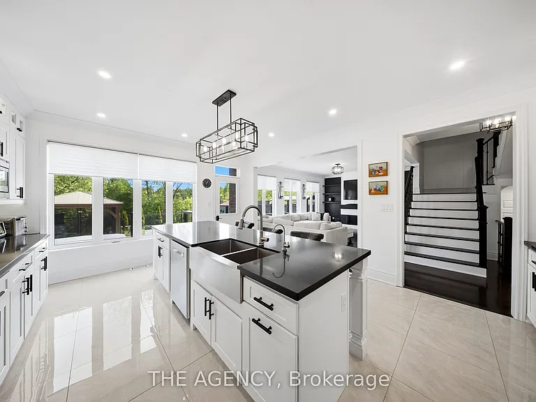 119 Turner Dr — Photo 17
