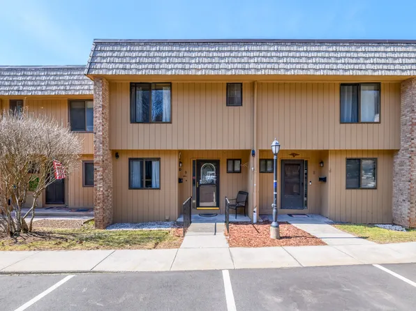 9 Hawthorn Court #9, Cromwell, CT 06416