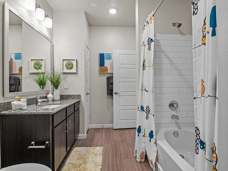 Redbird Ridge Apartments — Photo 5