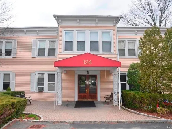 124 PELHAMDALE Avenue #9, Pelham, NY 10803