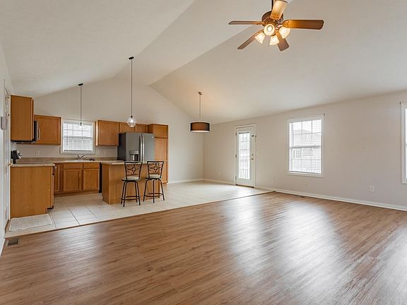 2nd image of 4545 Baywood Ct