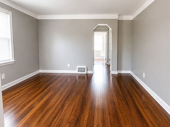 2nd image of 20536 Strasburg St