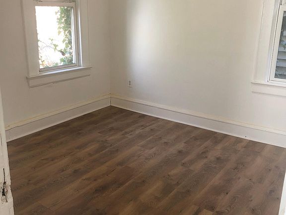 5th image of 280 Belleville Ave APT 2