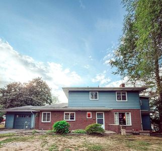 630 Sage Hill Dr, Williamsburg, PA, 16693