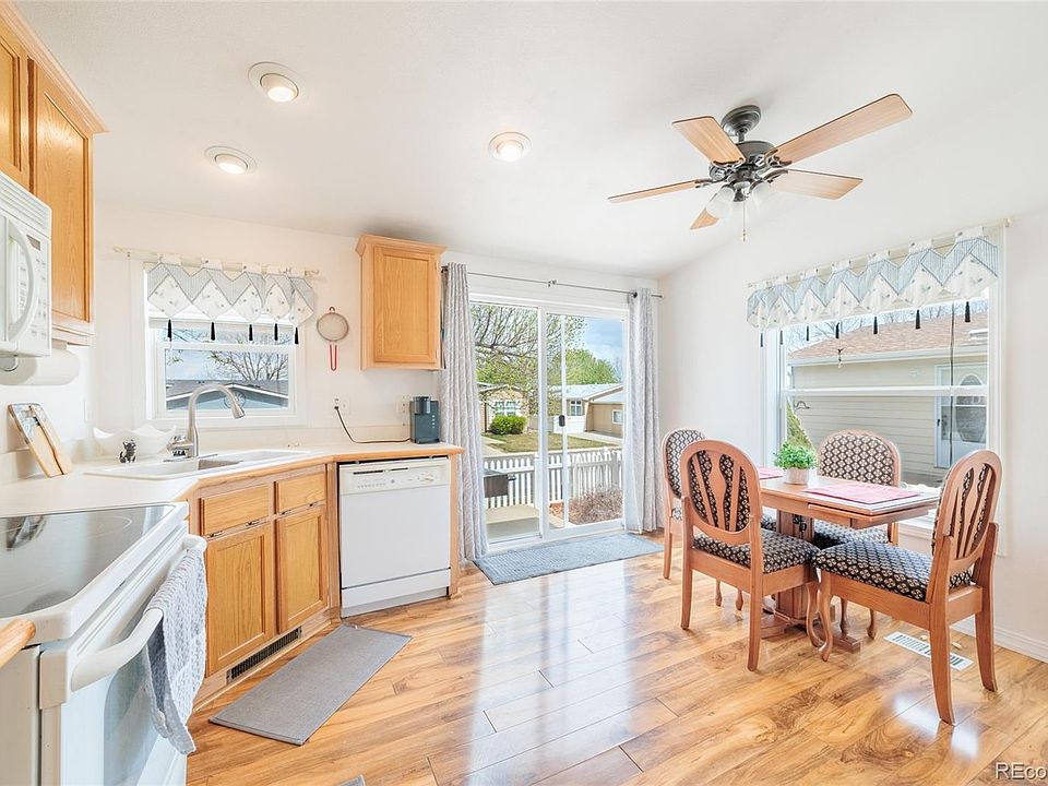 1st image of 7805 Sunflower Green #140