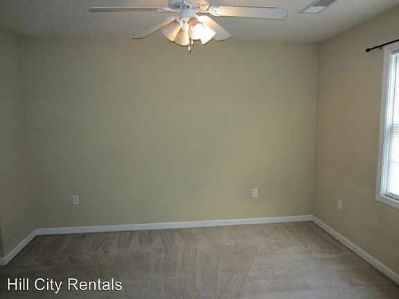4th image of 810 Middle St #2