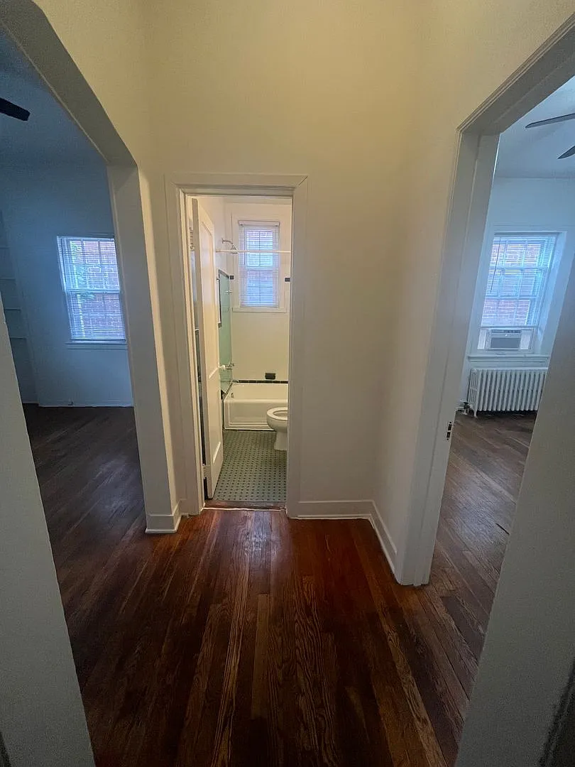 Stoneleigh Apartments — Photo 4