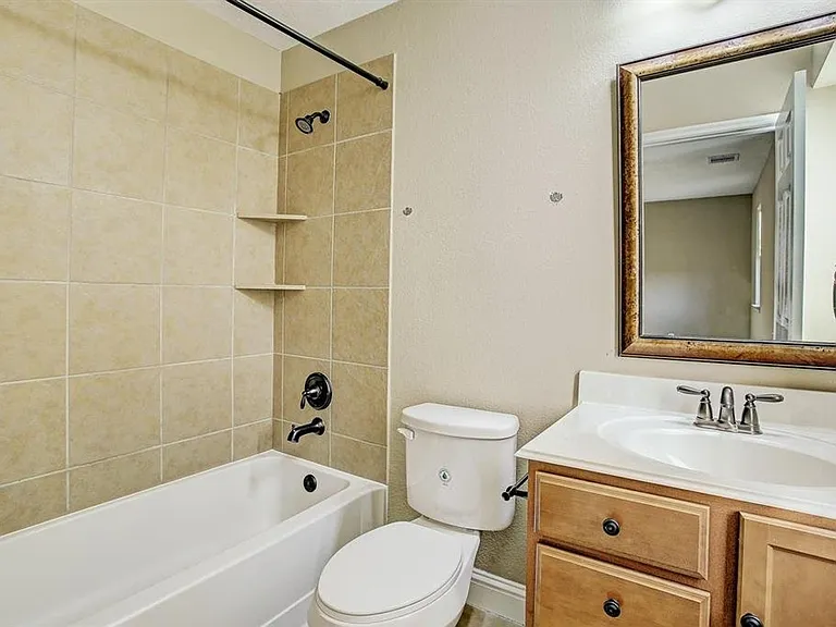 11022 Avery Oaks Ln — Photo 16