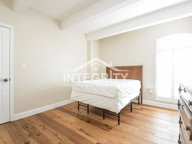 1365 Columbine St #102 — Photo 15