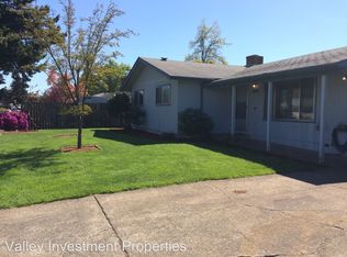 585 Springdale Ave, Springfield, OR 97477