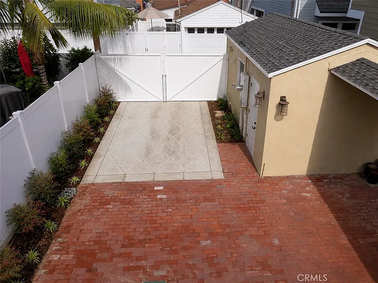 308 Coral Ave — Photo 23