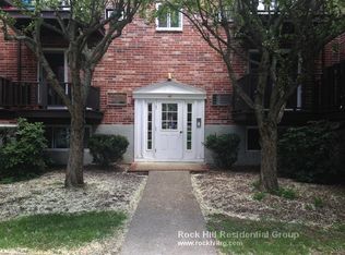 40 Westgate Rd APT 2, Chestnut Hill, MA 02467
