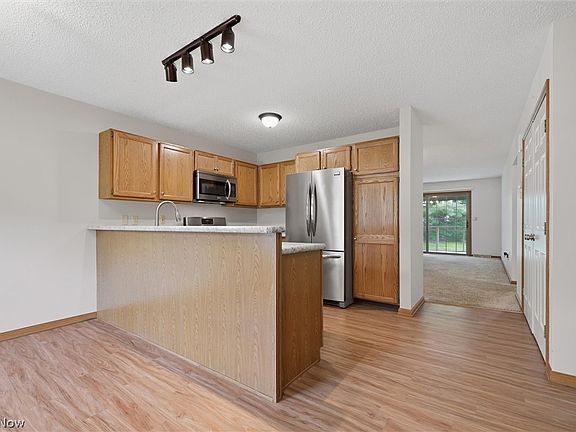 3rd image of 810 Southwestern Run Unit 23