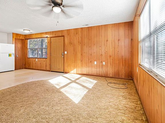 5th image of 420 Franklin Ave APT 1